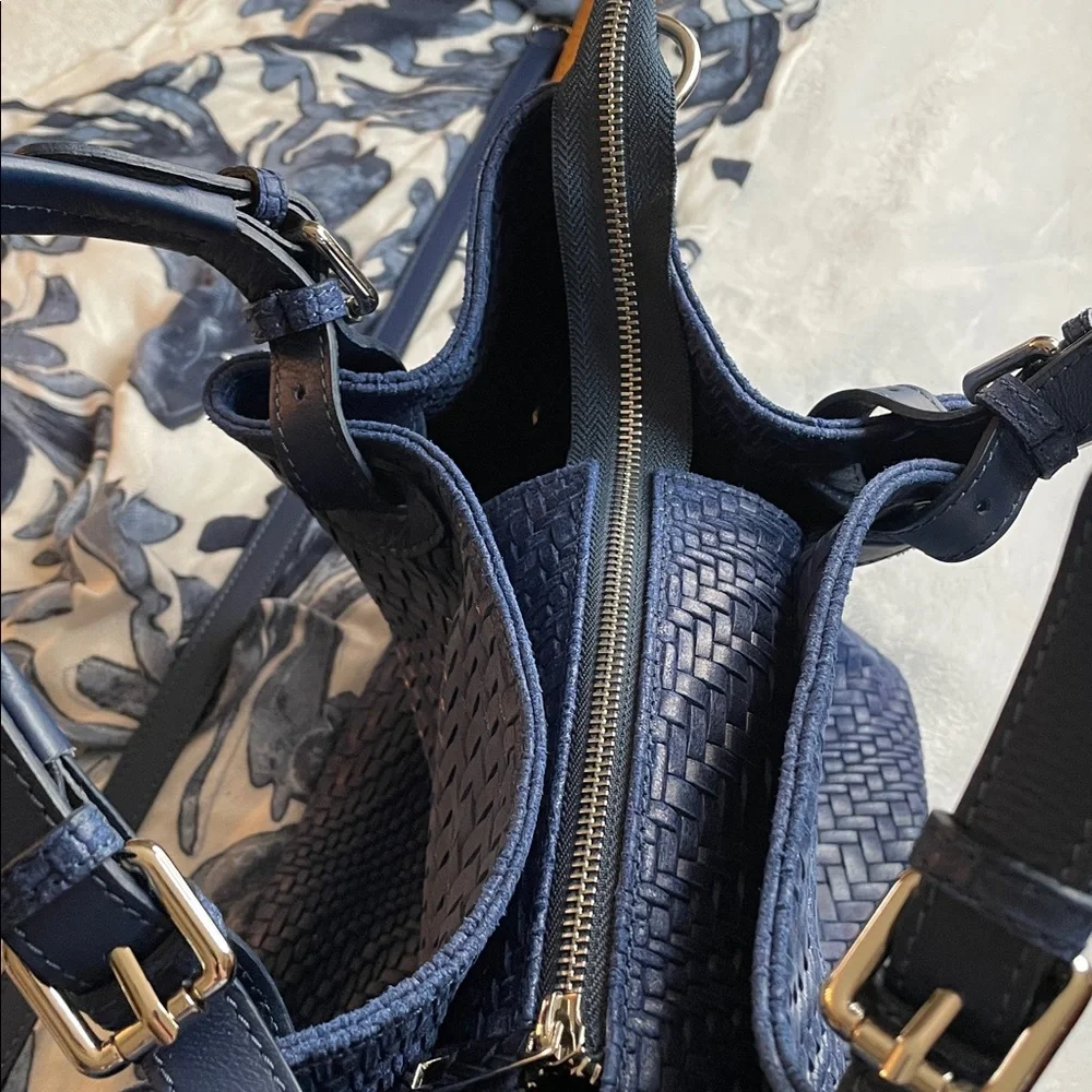 Awesome Statement Bag - Large Woven Blue Leather Tote/Travel - Tulipani Leather - Picture 13 of 16